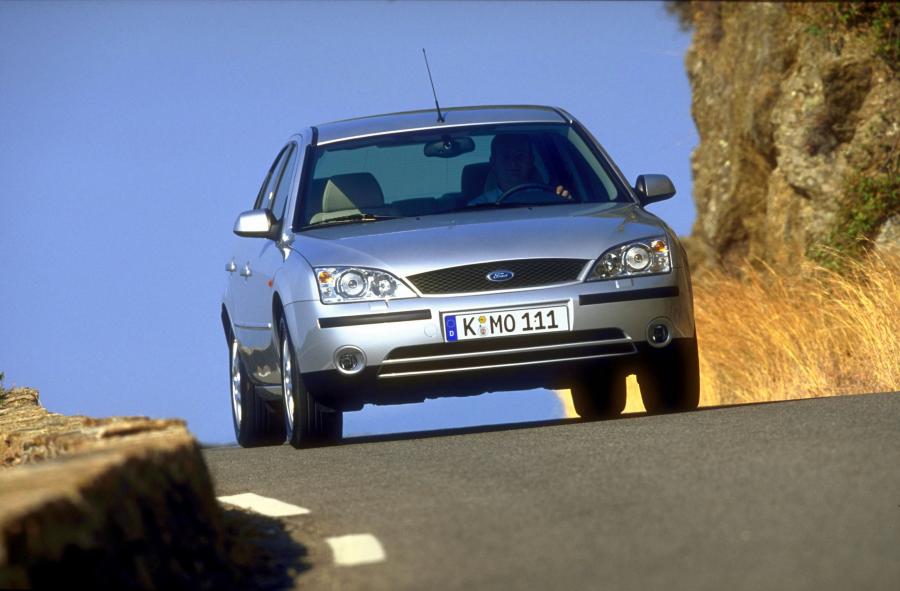  Ford Mondeo 2000 года  (фото 66 из 79)